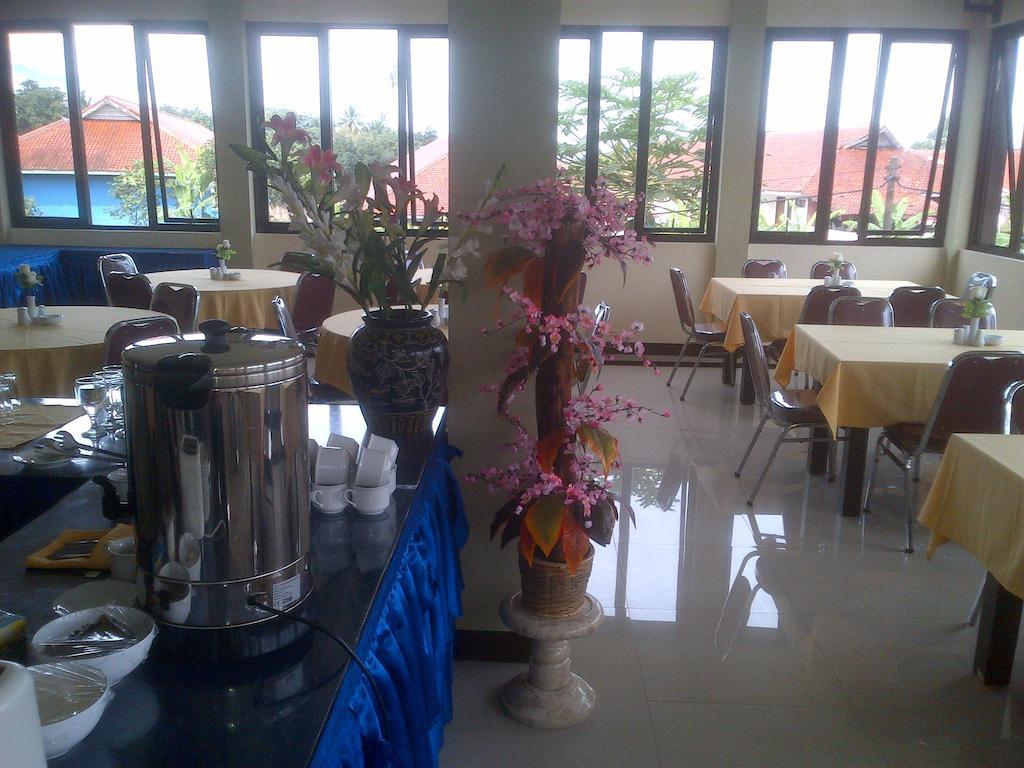 Gumilang Hotel Bogor Exterior foto