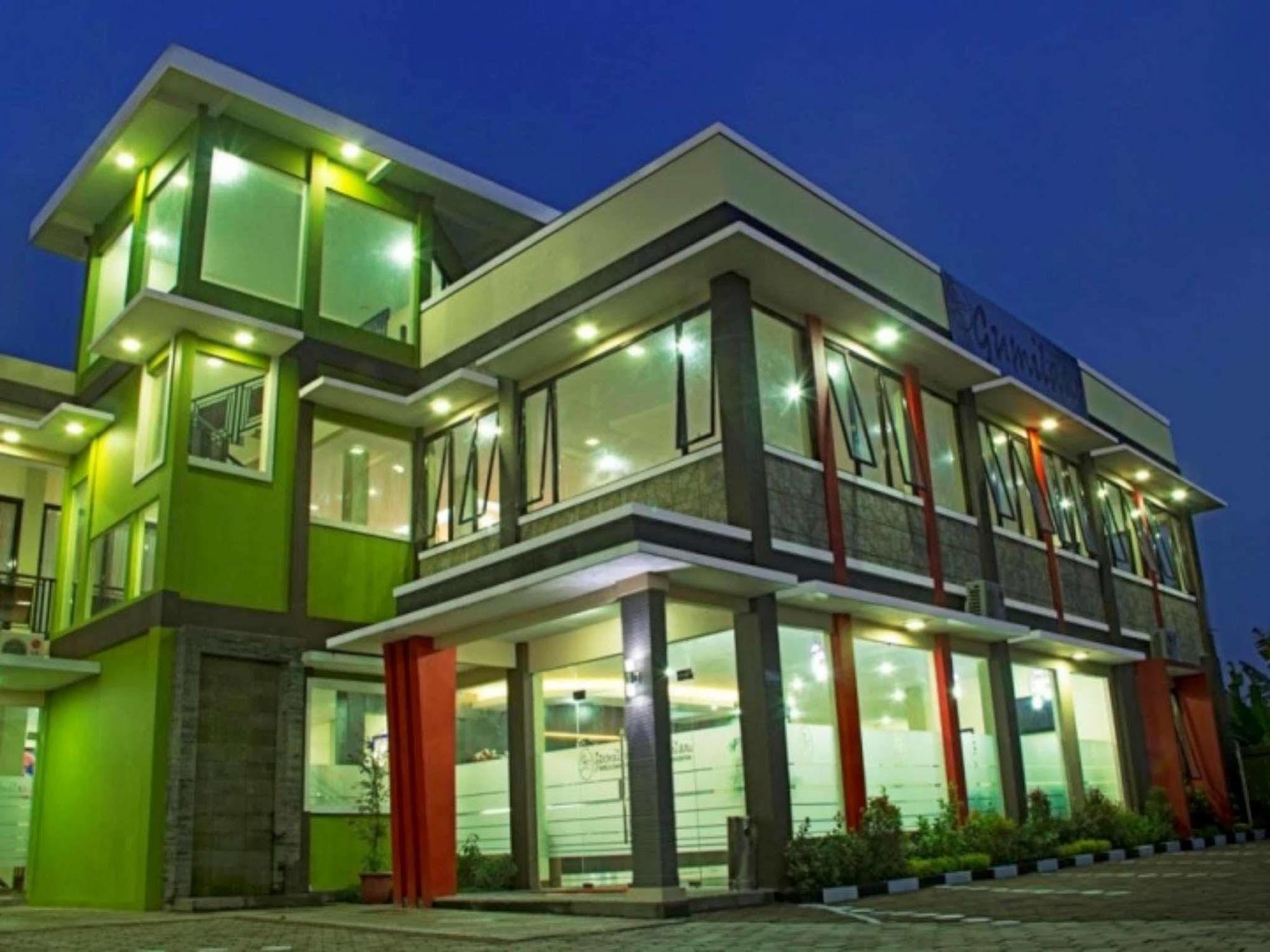 Gumilang Hotel Bogor Exterior foto