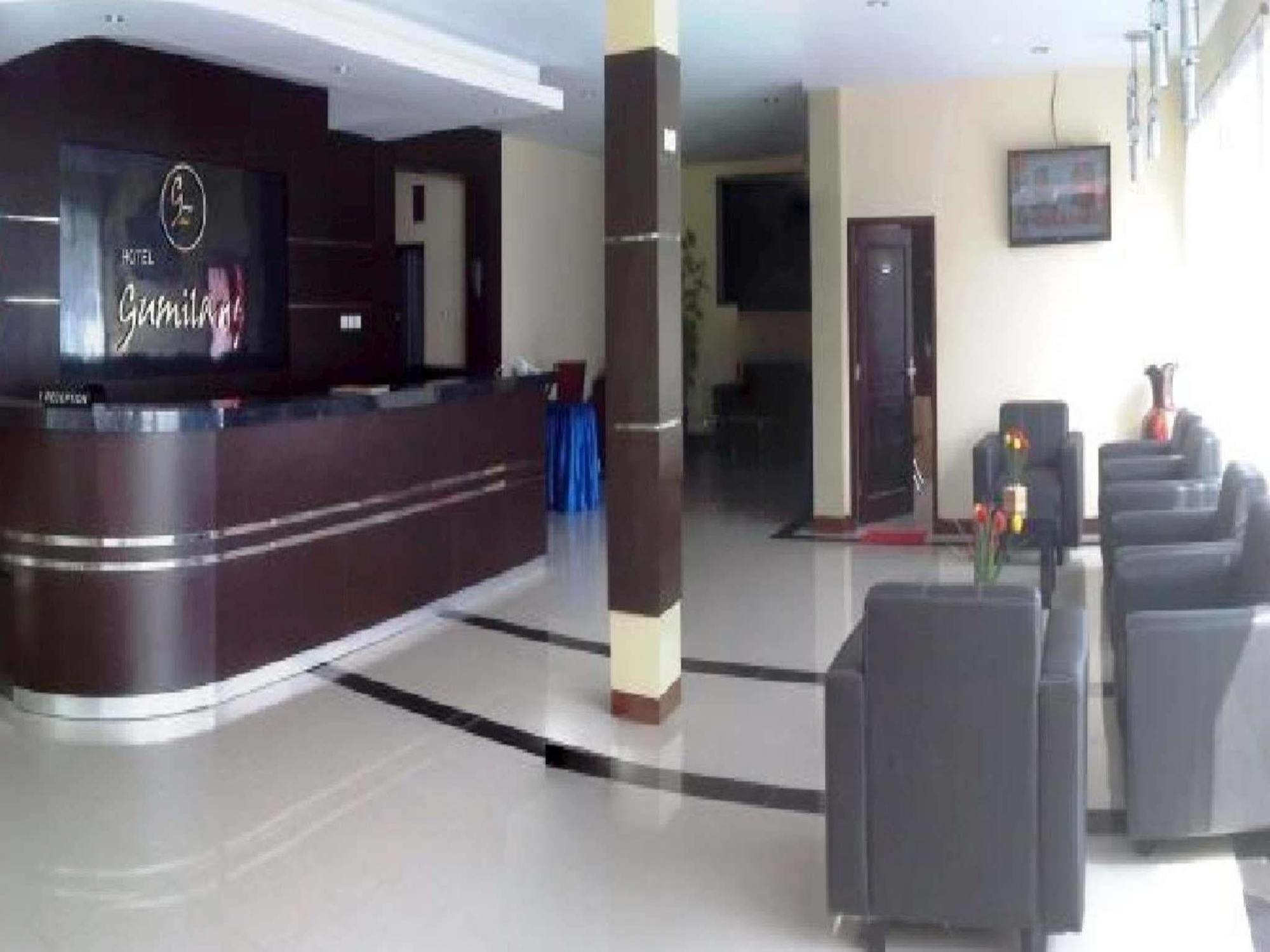 Gumilang Hotel Bogor Exterior foto